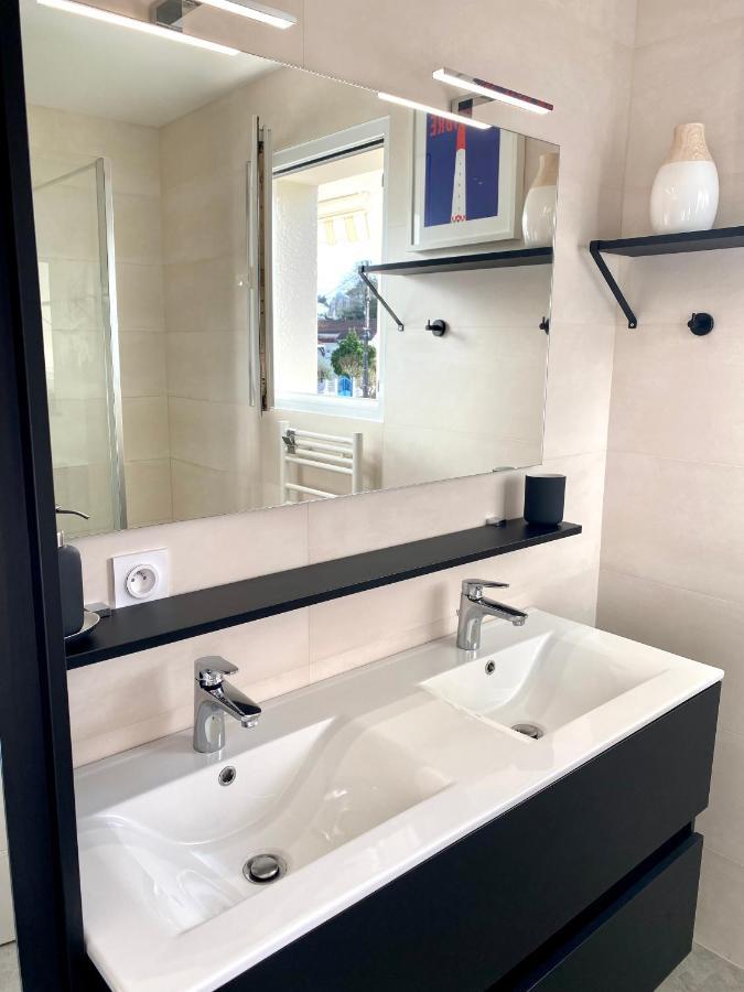 Appartement Spacieux A Pontaillac, Proche Plage Royan Exteriör bild